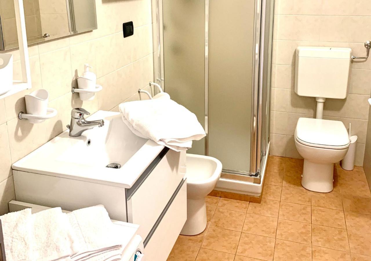 Gardalakeapartment A سيرمِيوني المظهر الخارجي الصورة
